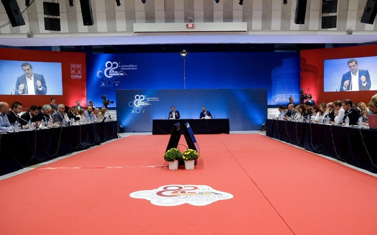 Εξηγήσεις Τσίπρα για άρθρο Παπανδρέου: Αναφερόμουν στο συστημικό φόβο ενός συστήματος εξουσίας